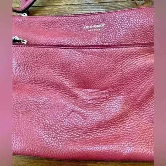 Kate Spade Crossbody Bag | Med Red Top Grain Leather | Gold Hardware - Picture 3 of 10